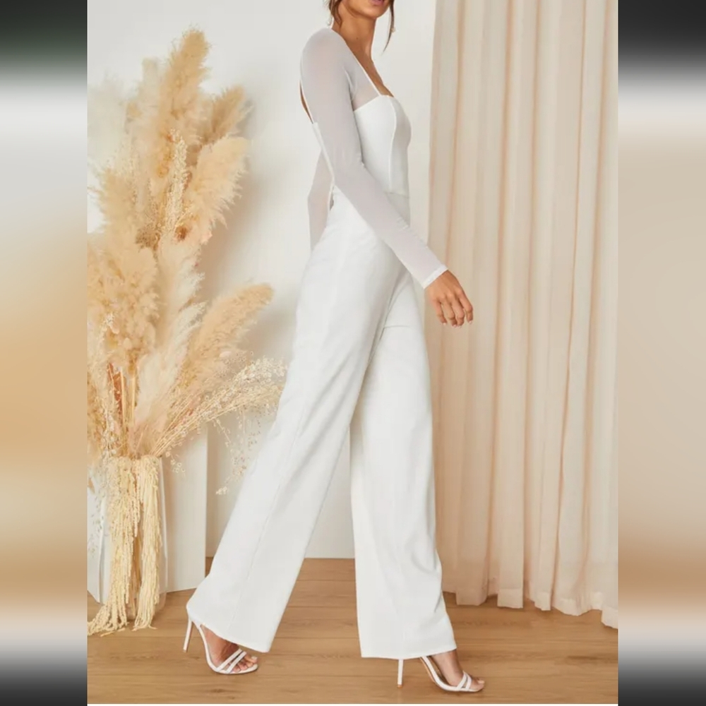 NWT Lulu white jumpsuit small